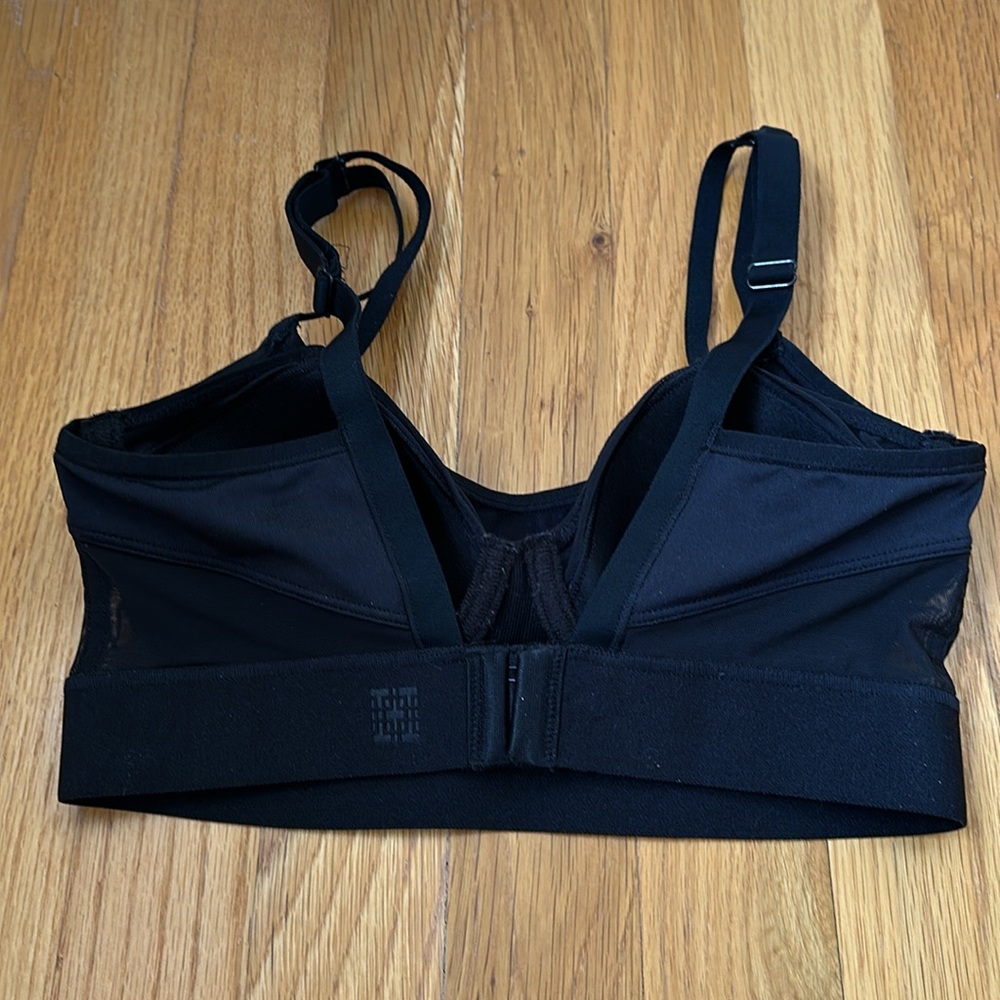 Workout bra - Picture 2 of 4
